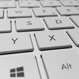 Competențe digitale, inclusiv de siguranță pe internet și securitate cibernetică